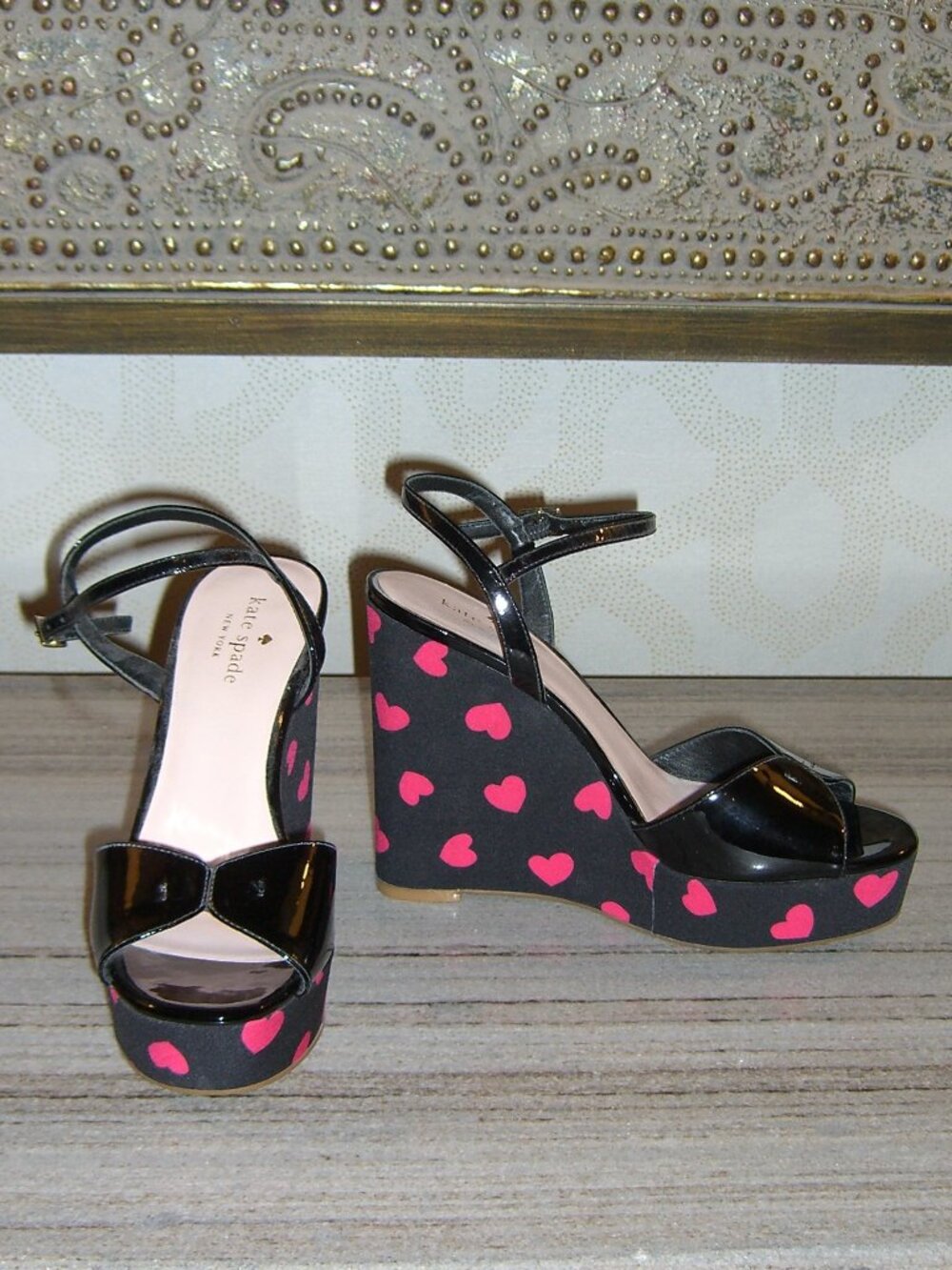 NEW KATE SPADE NEW YORK HEART WEDGE PLATFORM SHOES 7M